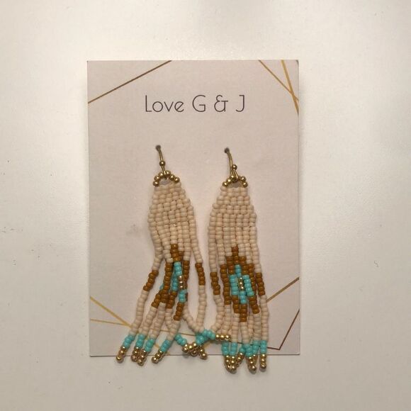 Jewelry - Beautiful beaded earrings